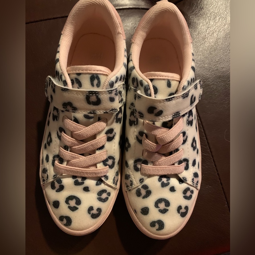 H&M leopard sneakers size 1